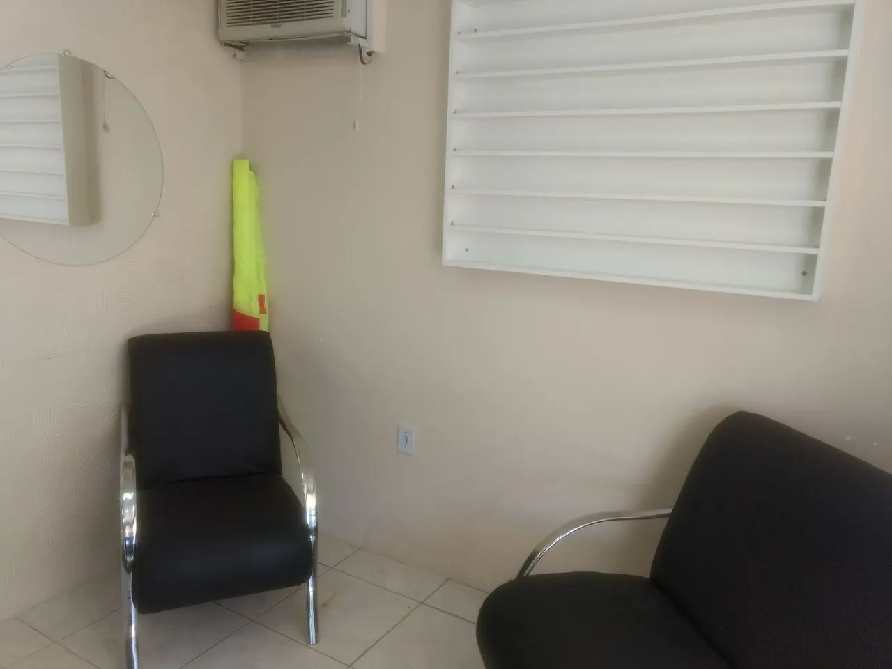 Alugo salão de beleza em Taguatinga centro na QNA *  - Foto 2