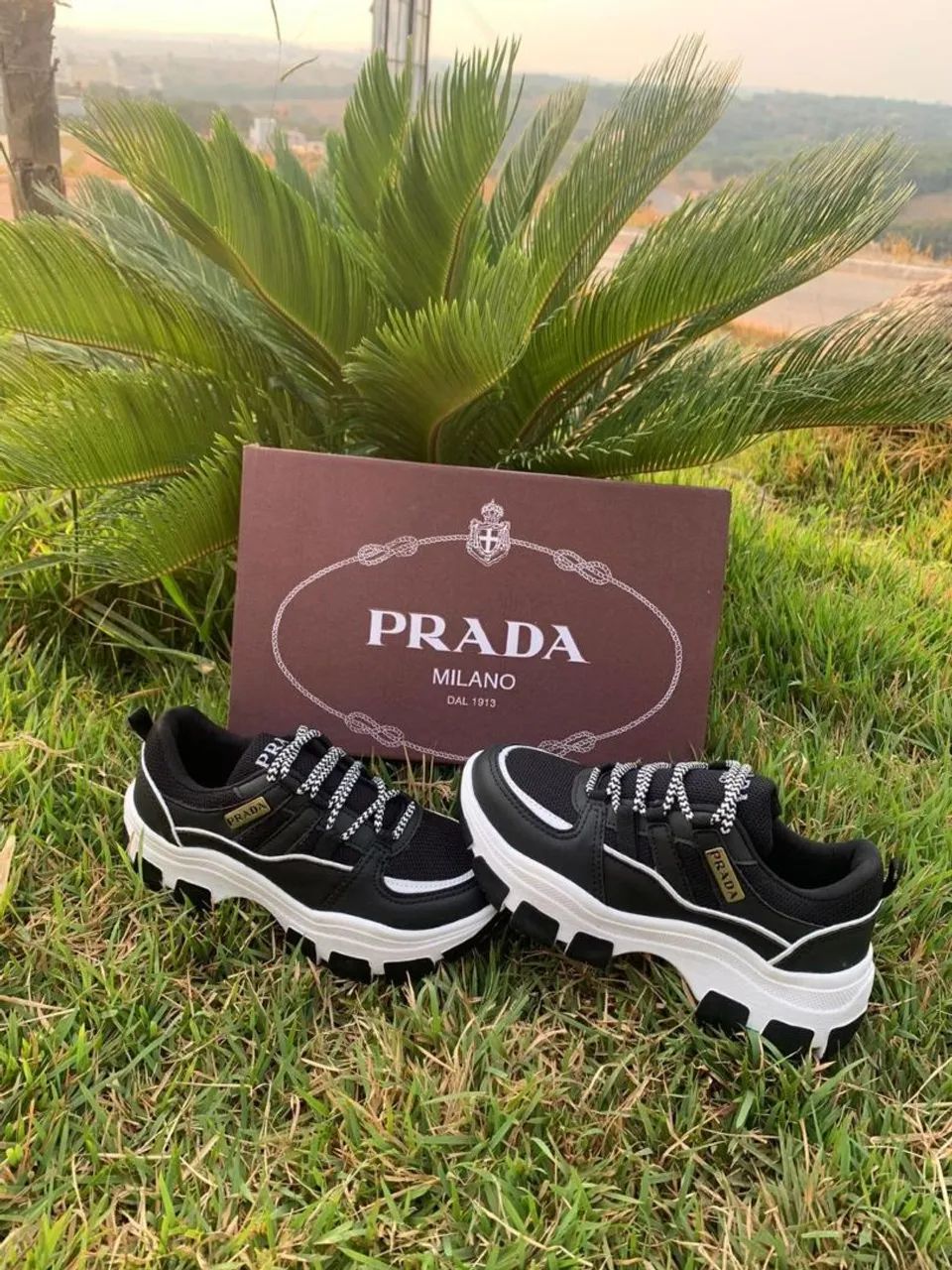 Promoção Tênis prada