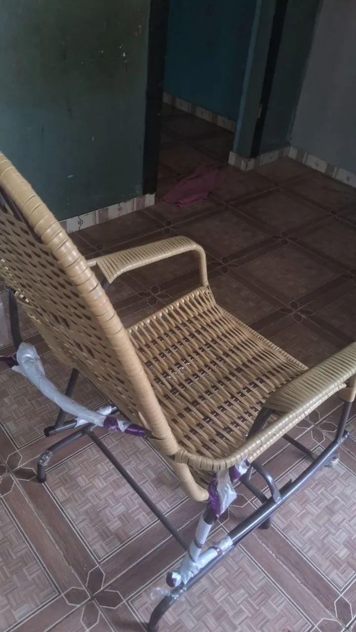 Cadeira de balanço  - Foto 4