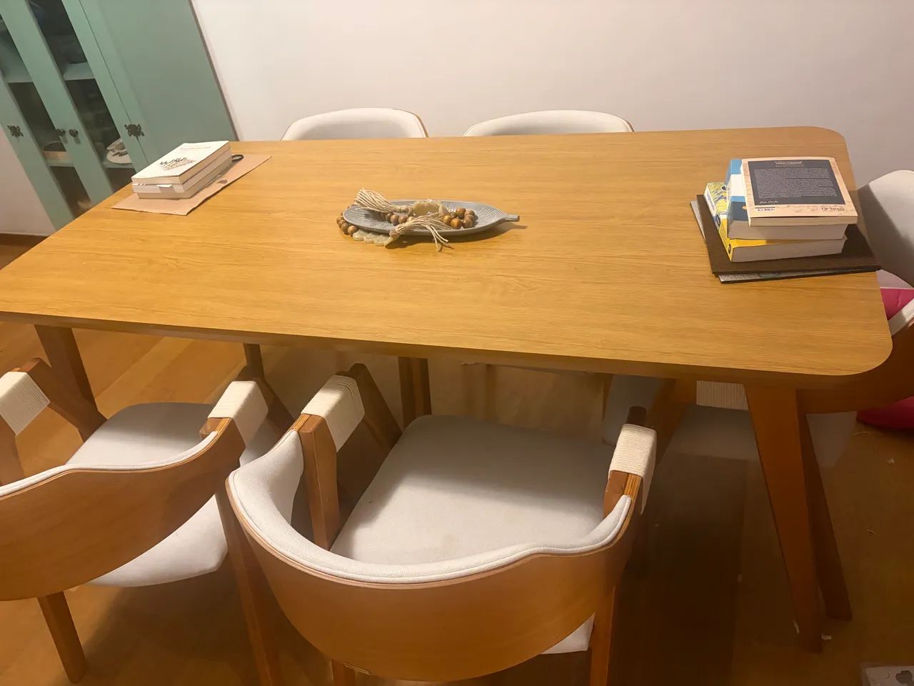Mesa de jantar excelente estado (sem as cadeiras)