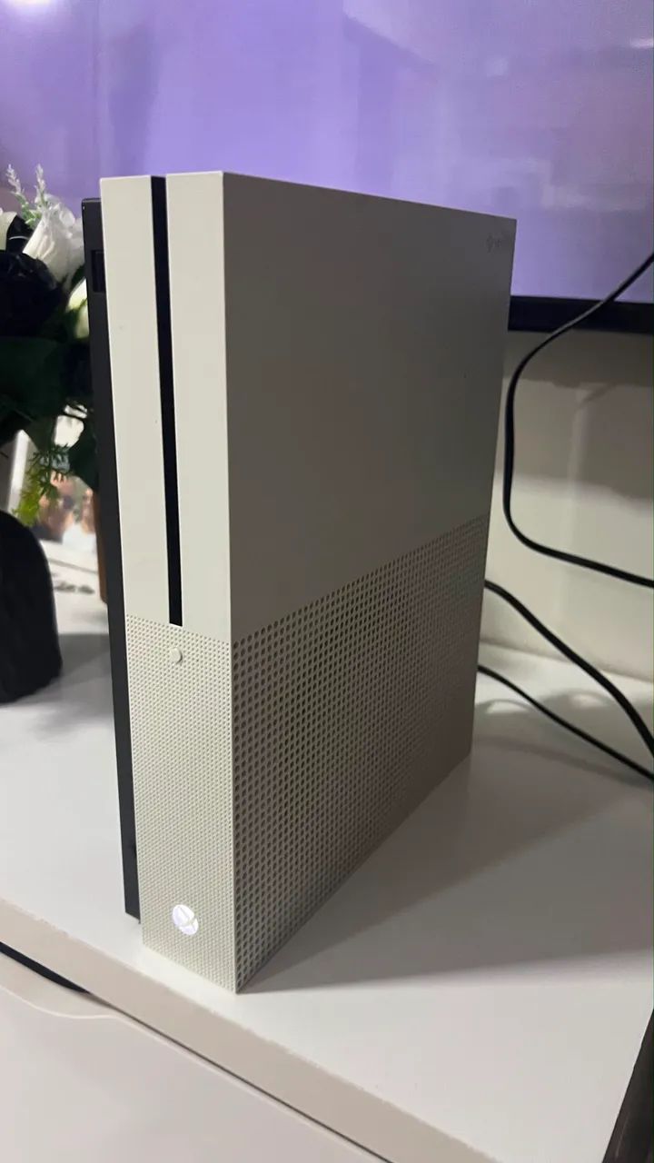 Xbox one 1TB com caixa  - Foto 4