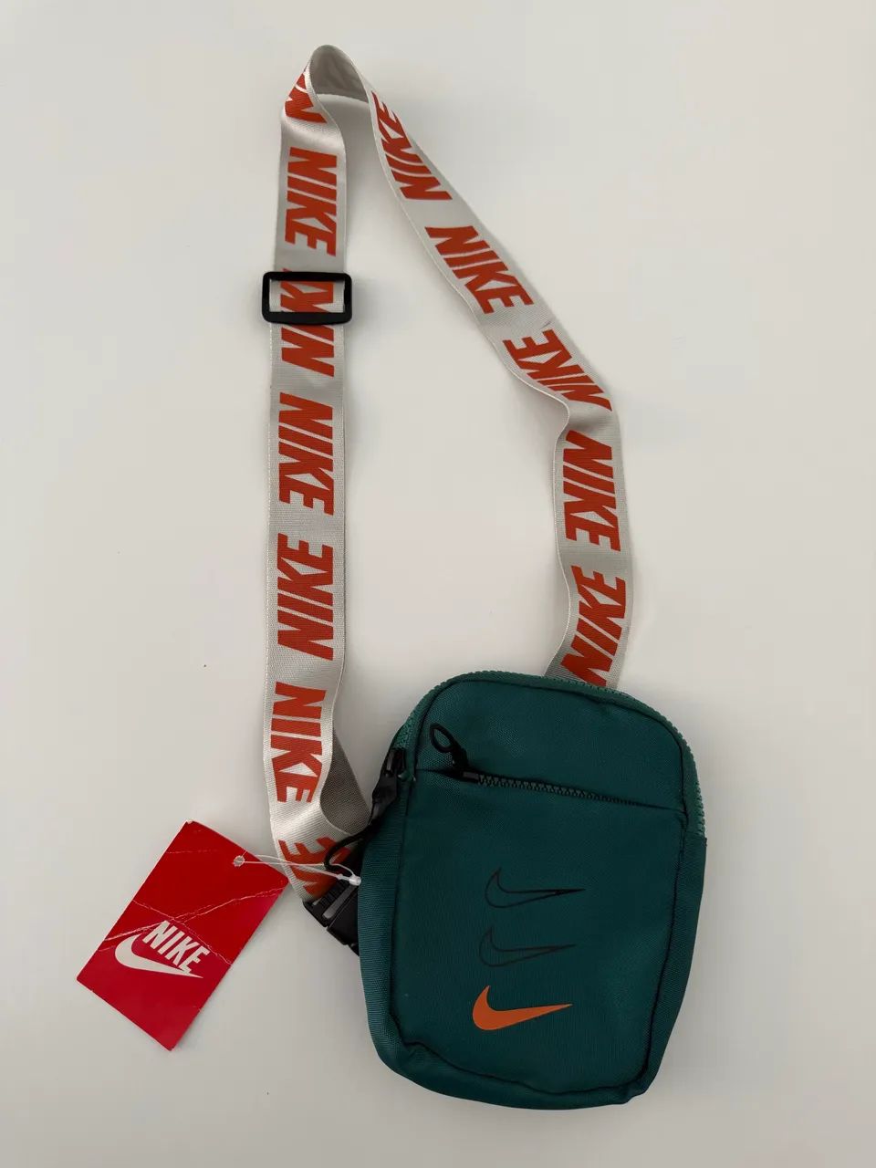 nike sling bag olx