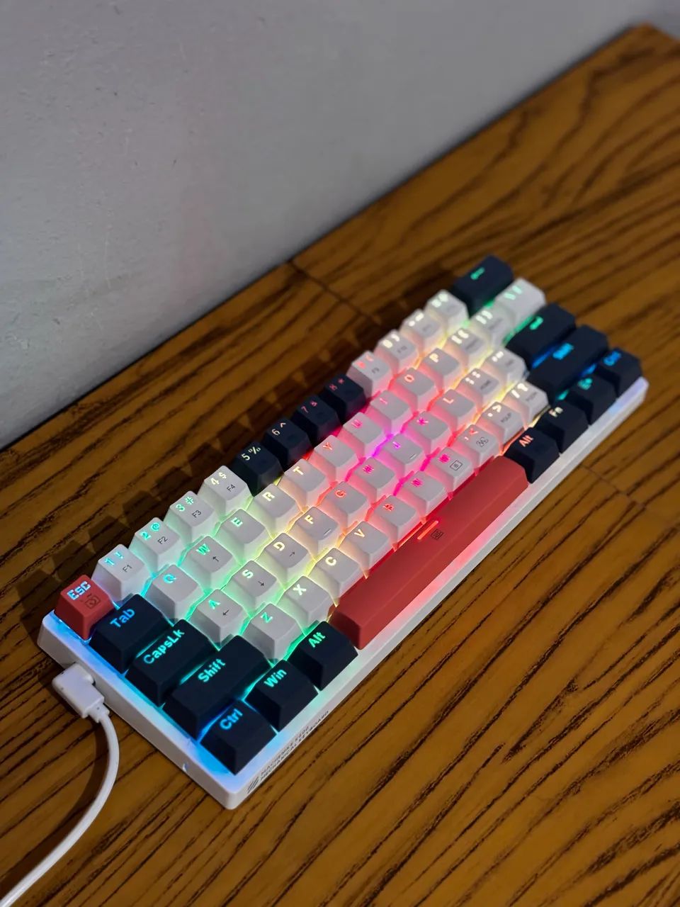 Vendo teclado Machenike K500, o queridinho dos gamers e setup minimalista! - Foto 5