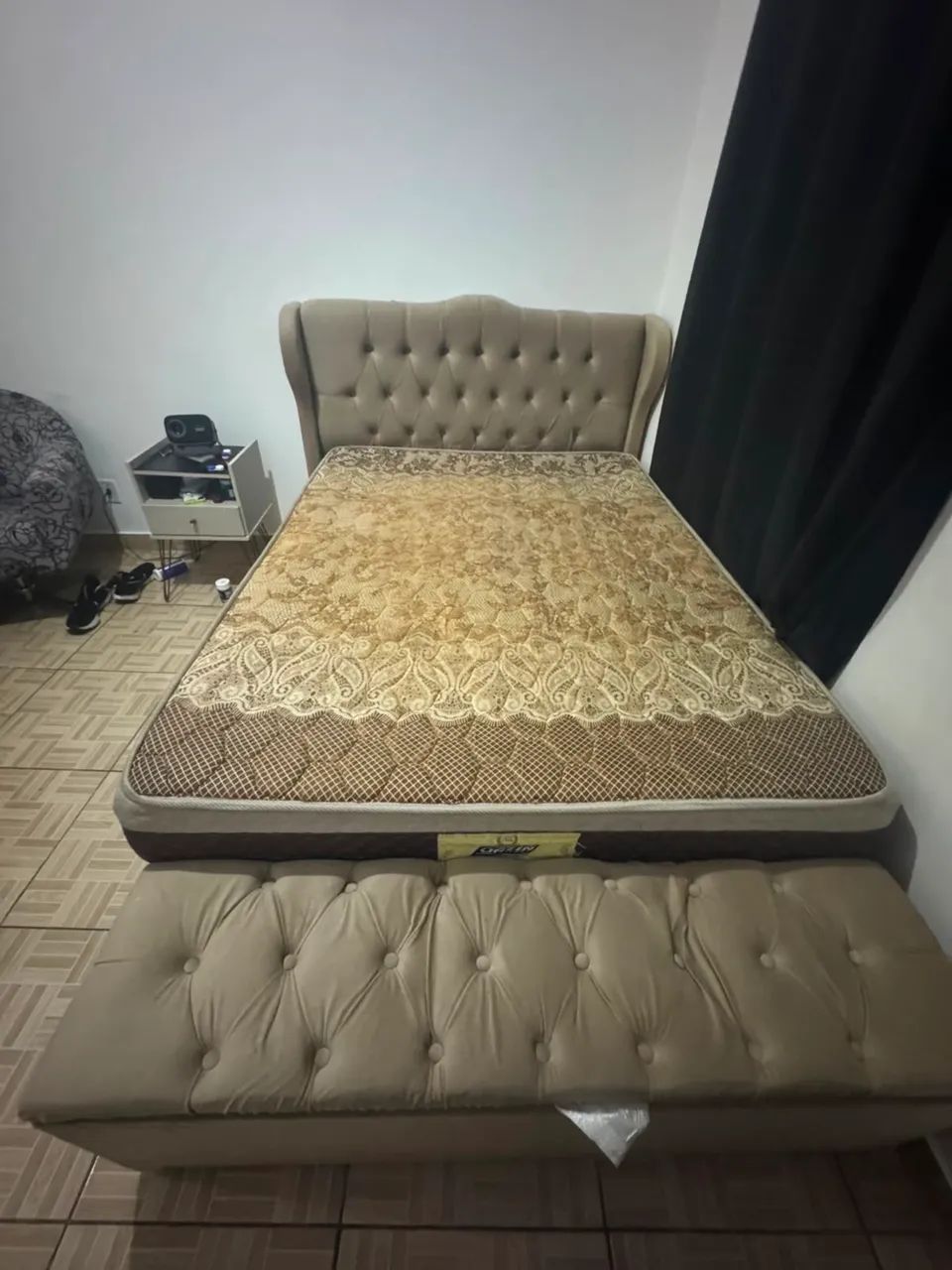  CAMA COMPLETA COM CABECEIRA CAPITONÊ + BAÚ ? LINDÍSSIMA!  - Foto 3