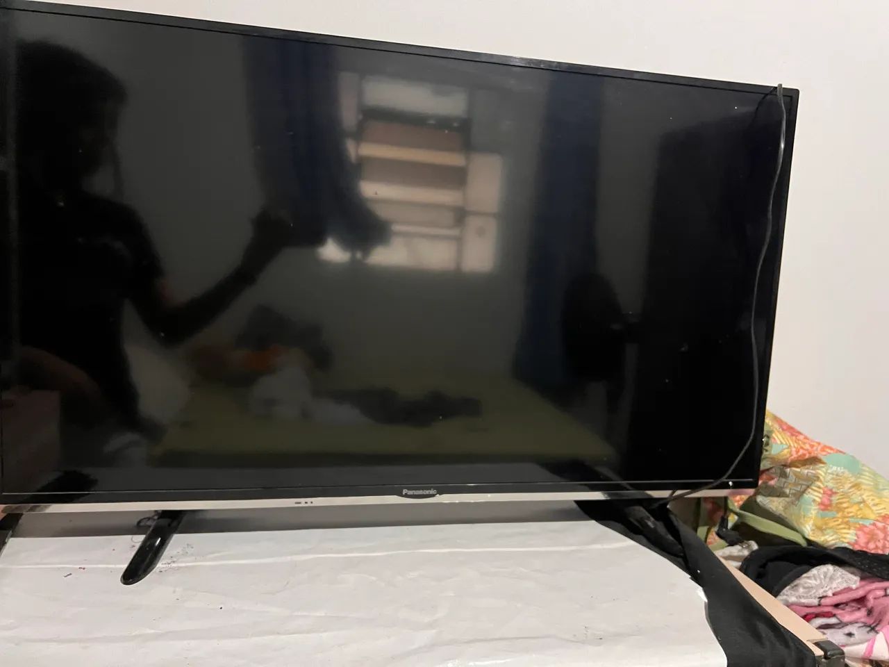 Vendo televisão Panasonic primeiro dono smart 40 polegadas - Foto 5