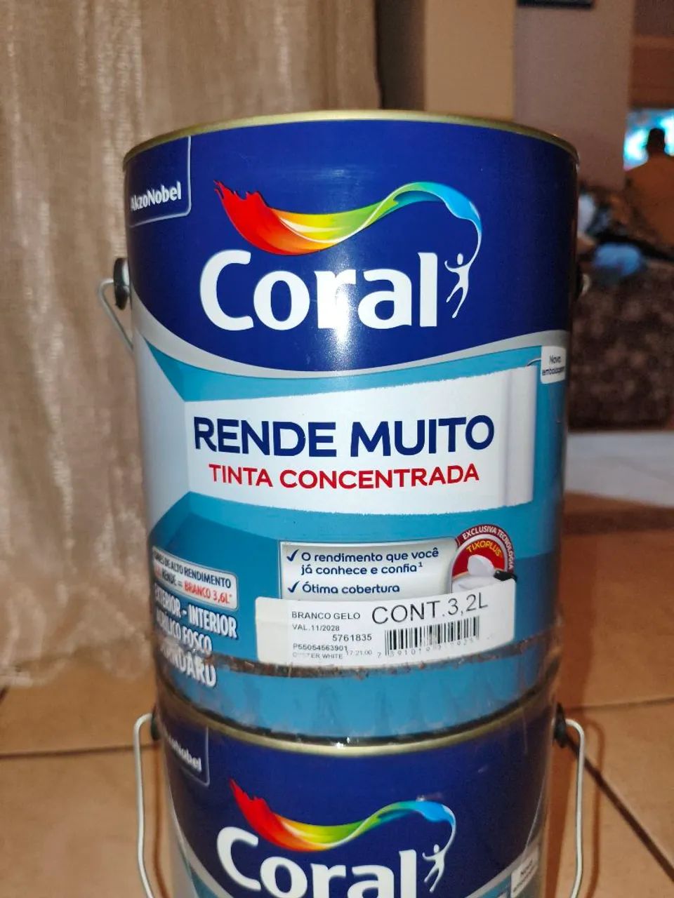 Tinta concentrada Coral + massa acrílica arara azul - Foto 2