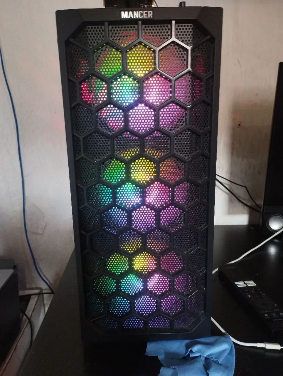 vendo Computador  I7 + RX 560 4GB + 16GB RAM + teclado e Mouse 