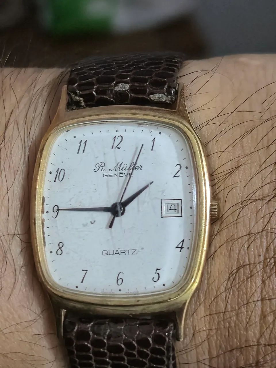 Relógio R. MÜLLER GENÊVE  À QUARTZ   -   FUNCIONANDO PERFEITAMENTE