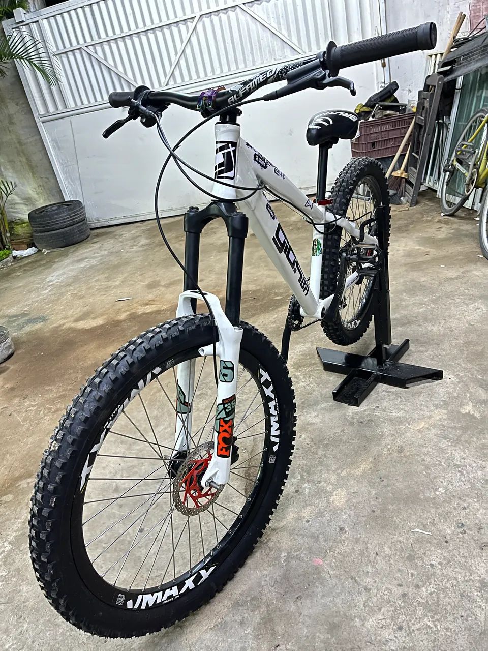 Bicicleta Gios DH - Foto 3