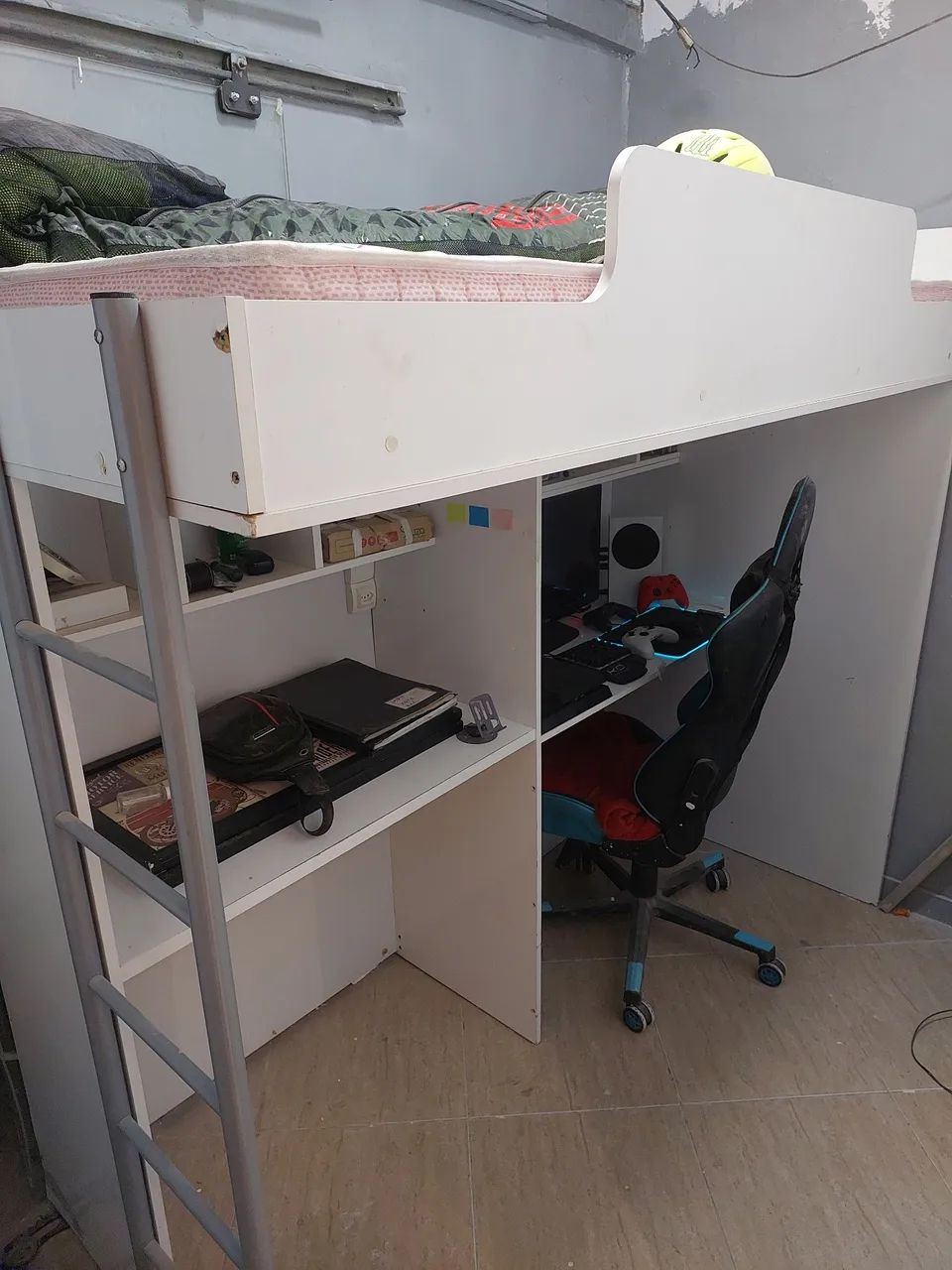Cama e escrivaninha  - Foto 2