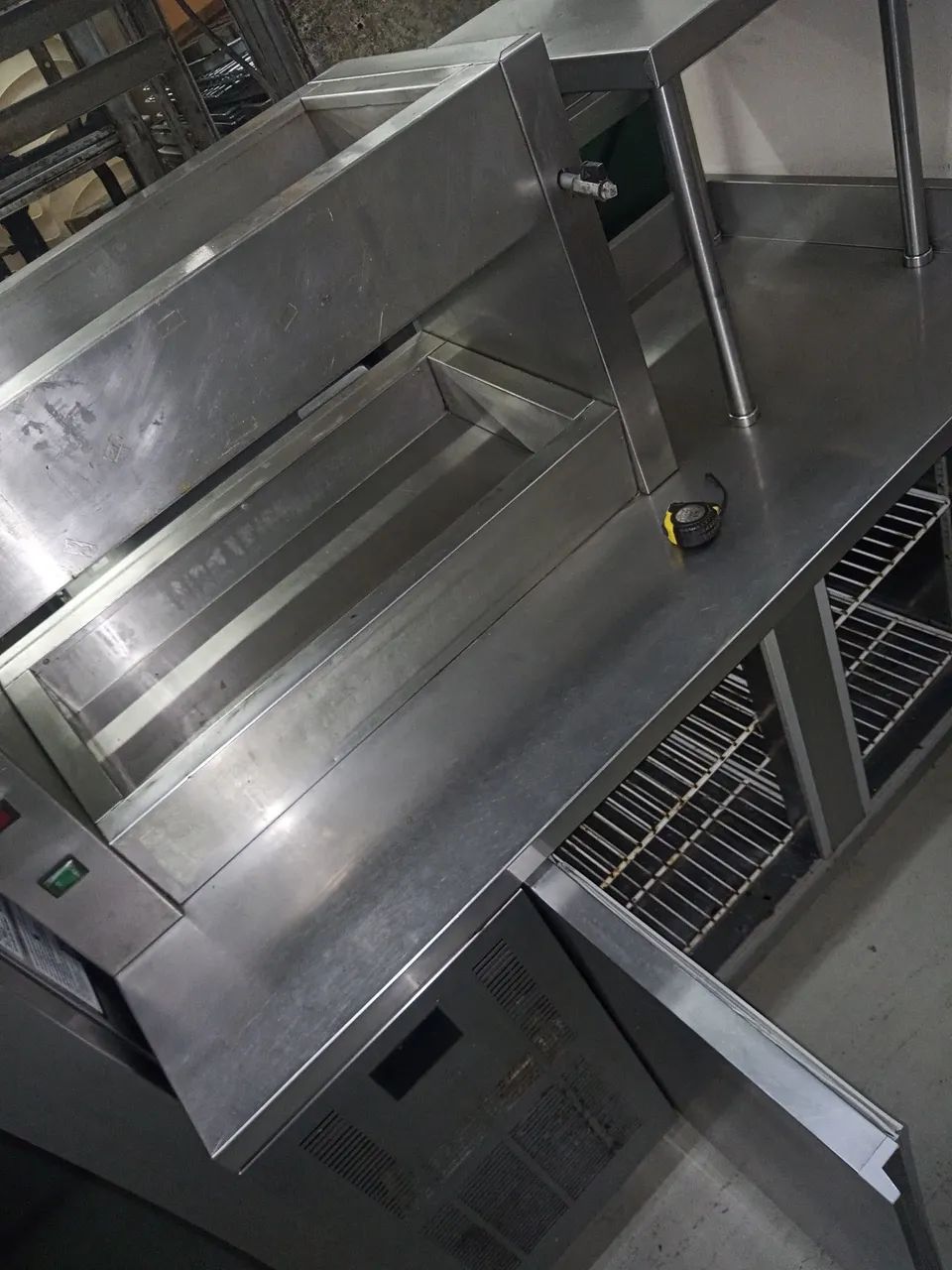 Balcão refrigerado Macom, condimentadora superior, funcionalidade perfeita - Foto 6