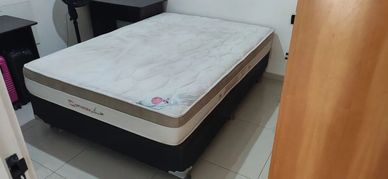 Cama box com colchão