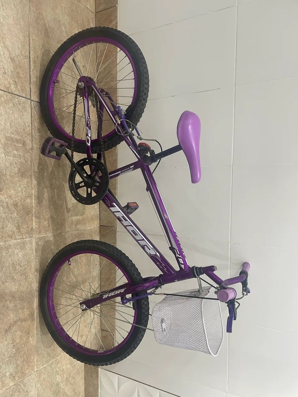 Bicicleta infantil feminina pouco usada  - Foto 5