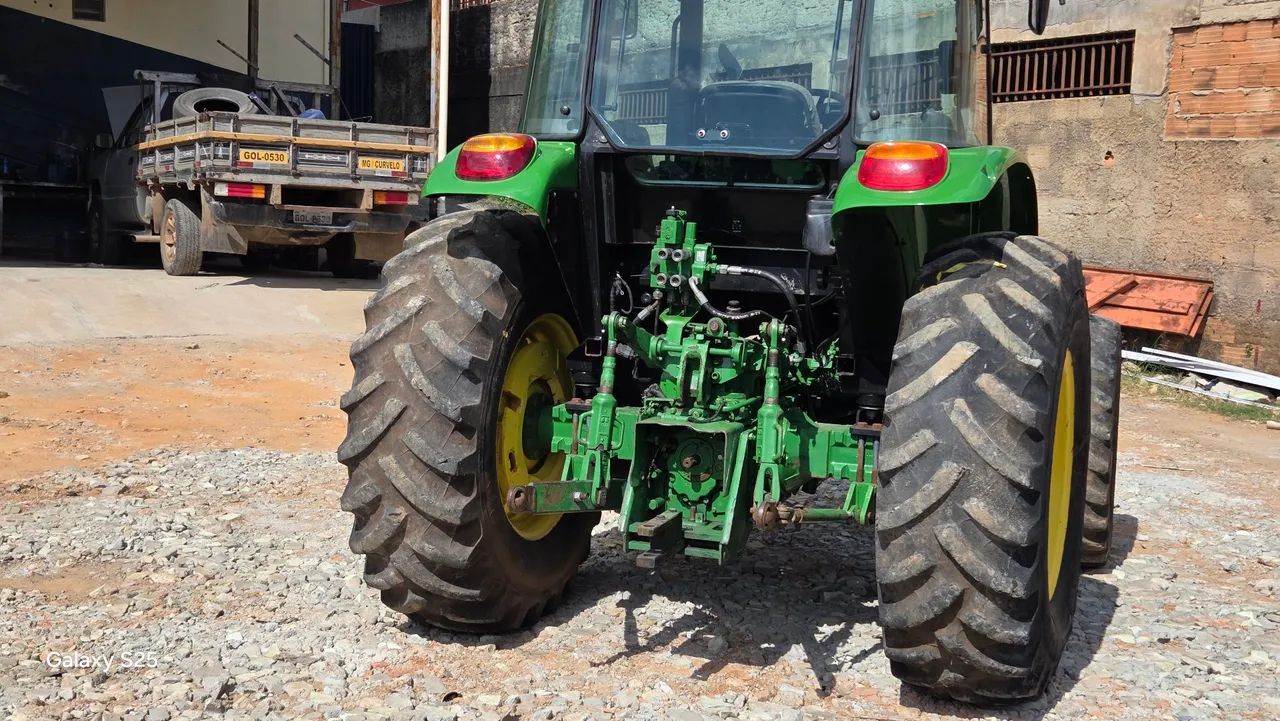 Trator agricola JD5080E 021 - Foto 4