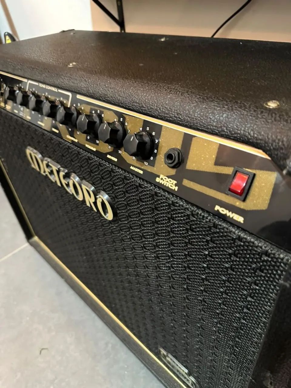 Amp meteoro e guitarra taguma troco por iphone - Foto 3