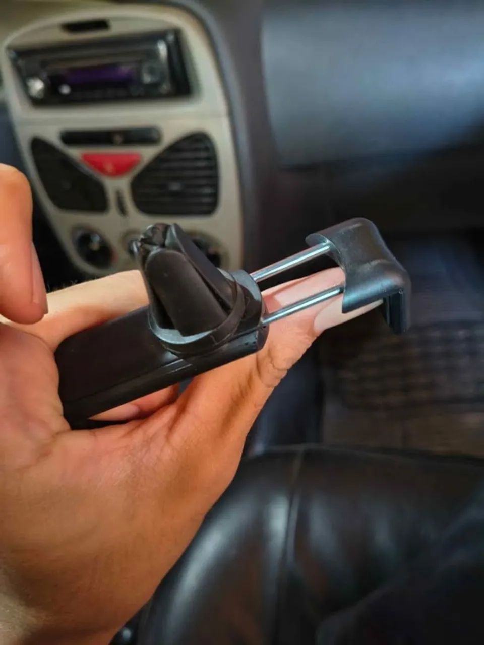 Suporte de Celular Veicular Universal para Saída de Ar Carro - Foto 3