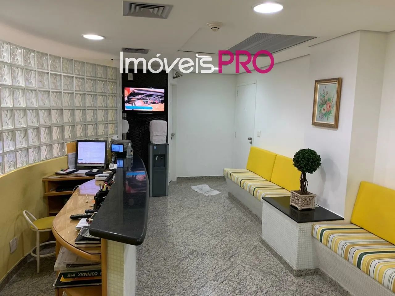 Consultorio pronto com 126m² mobiliado e 03 vagas - Moema Pássaros - Foto 4