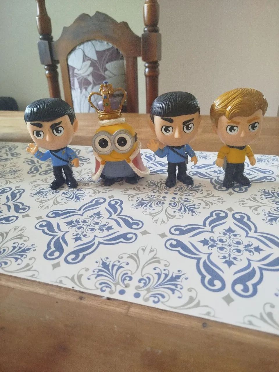 Bonecos diversos 