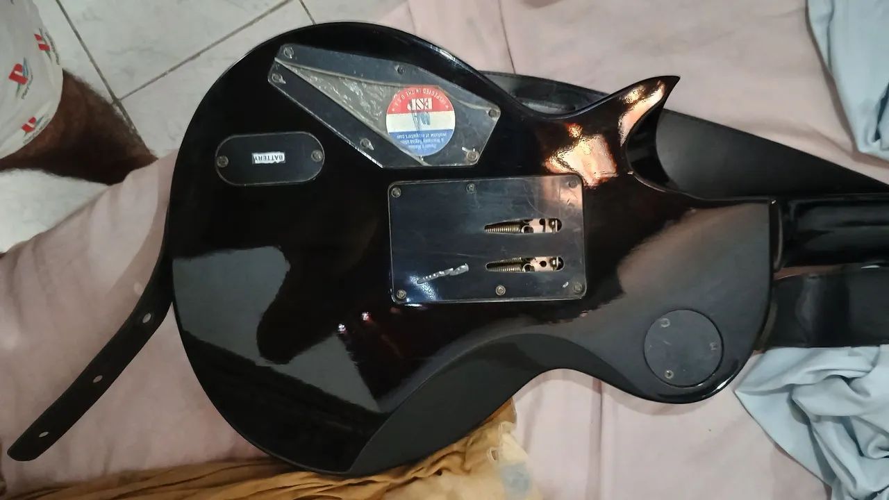 Guitarra Les Paul ESP LTD EC331FR - Foto 2