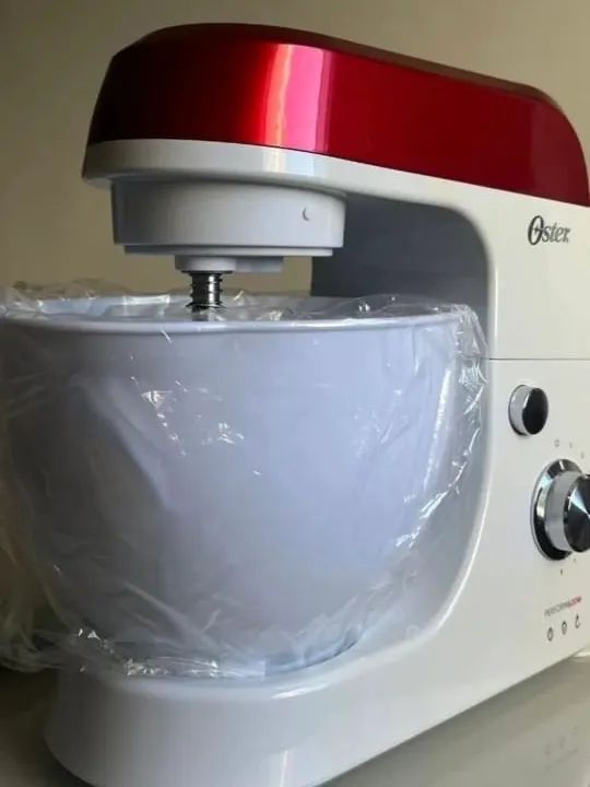 Batedeira Planetária Oster Vermelha *110V* - Foto 4