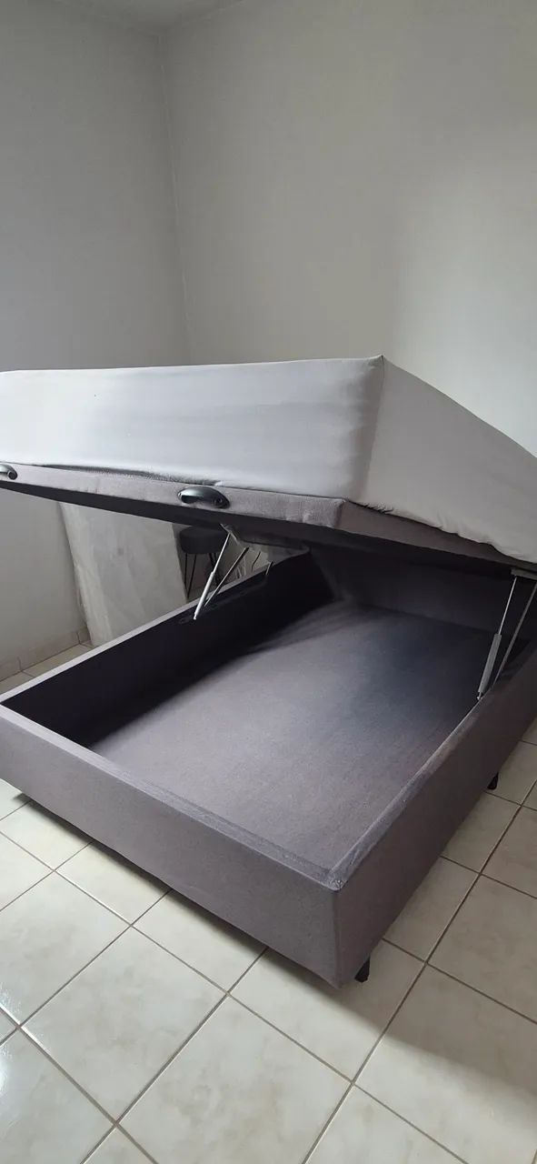Cama de Casal com Bau + Colchão - Foto 2