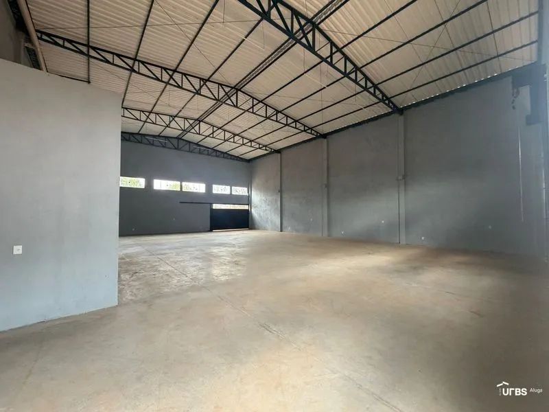 Galpão de 300m² - Foto 2