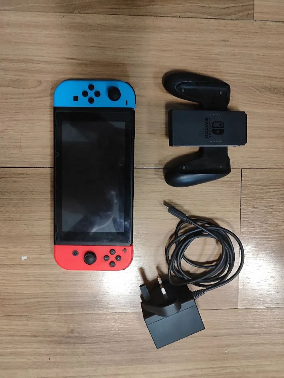 NINTENDO SWITCH V2 32GB INCOMPLETO 
