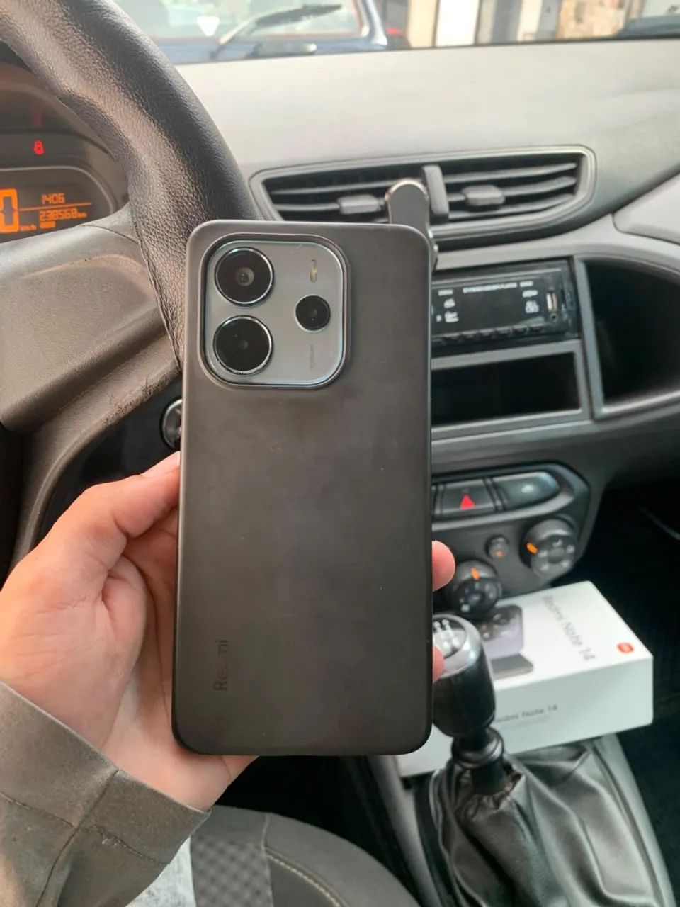Vende-se redmi note 14 semi-novo