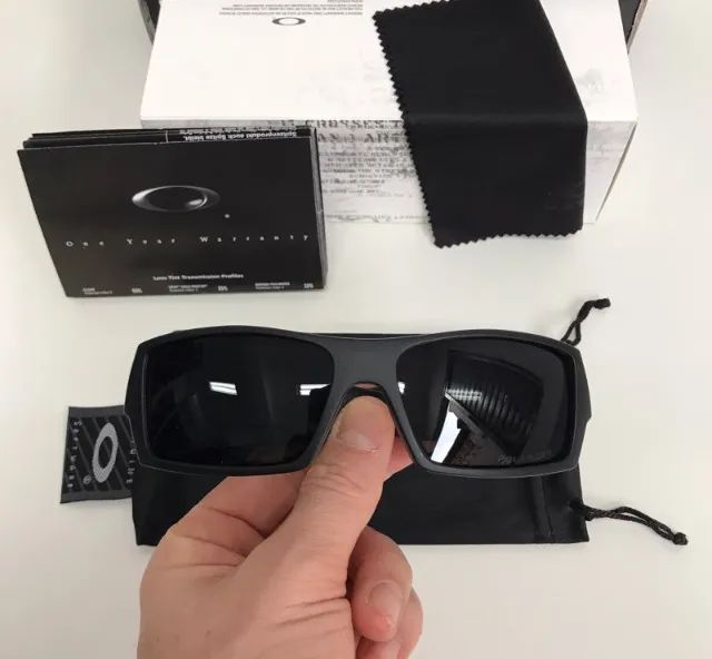 óculos de sol oakley gascan black - Foto 4