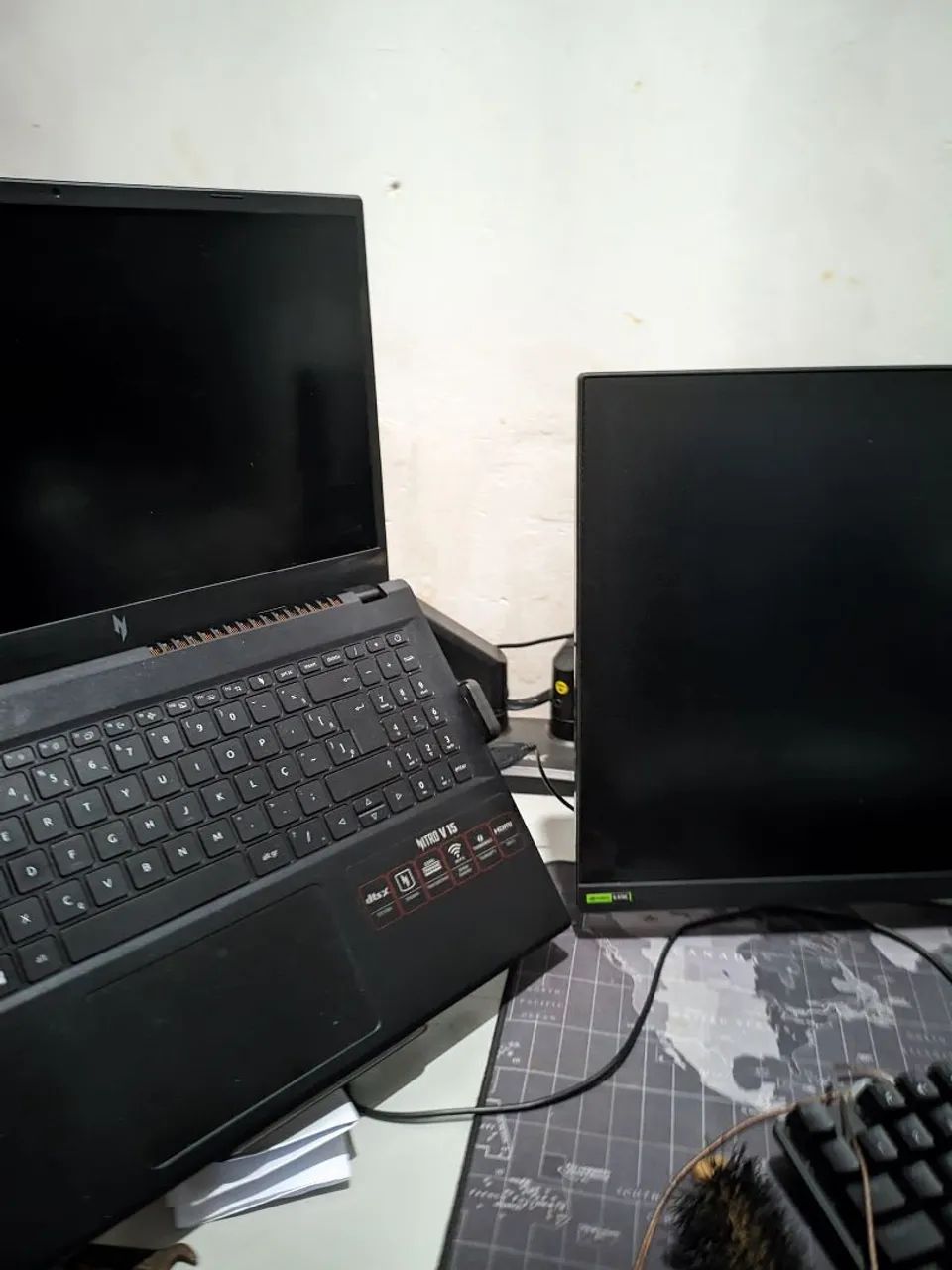 ACER NITRO V15  - Foto 3