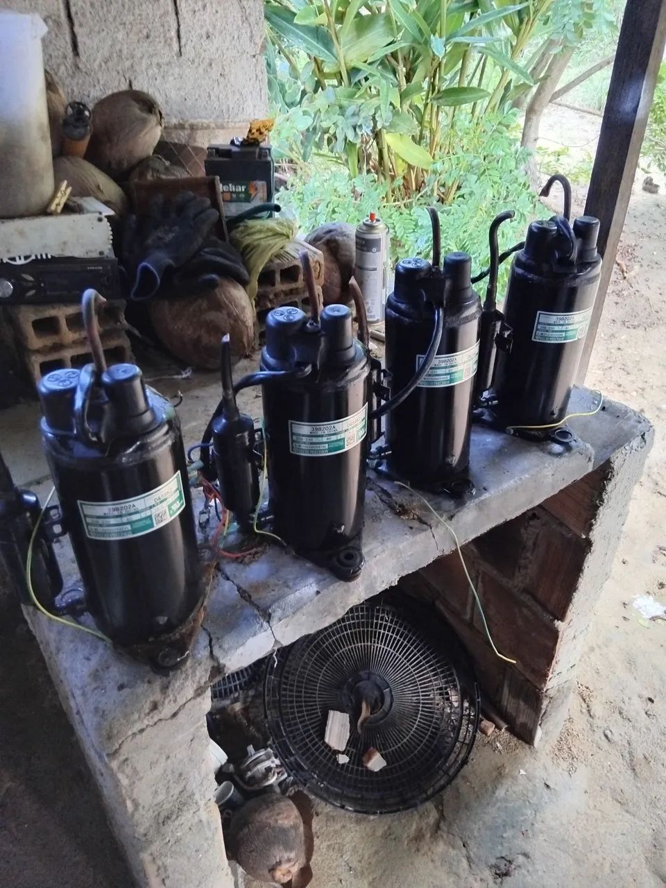 Vendo 8 motor de ar-condicionado  contato * - Foto 5