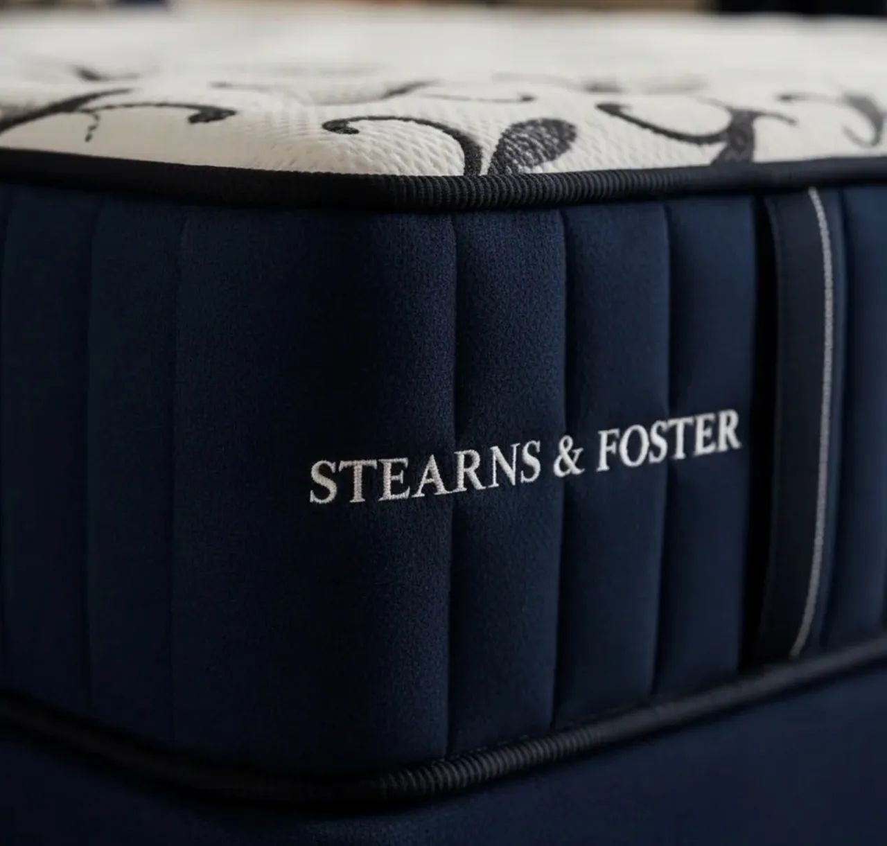 Cama King Stearns & Foster Original EUA + Colchão + Base Baú - Foto 5