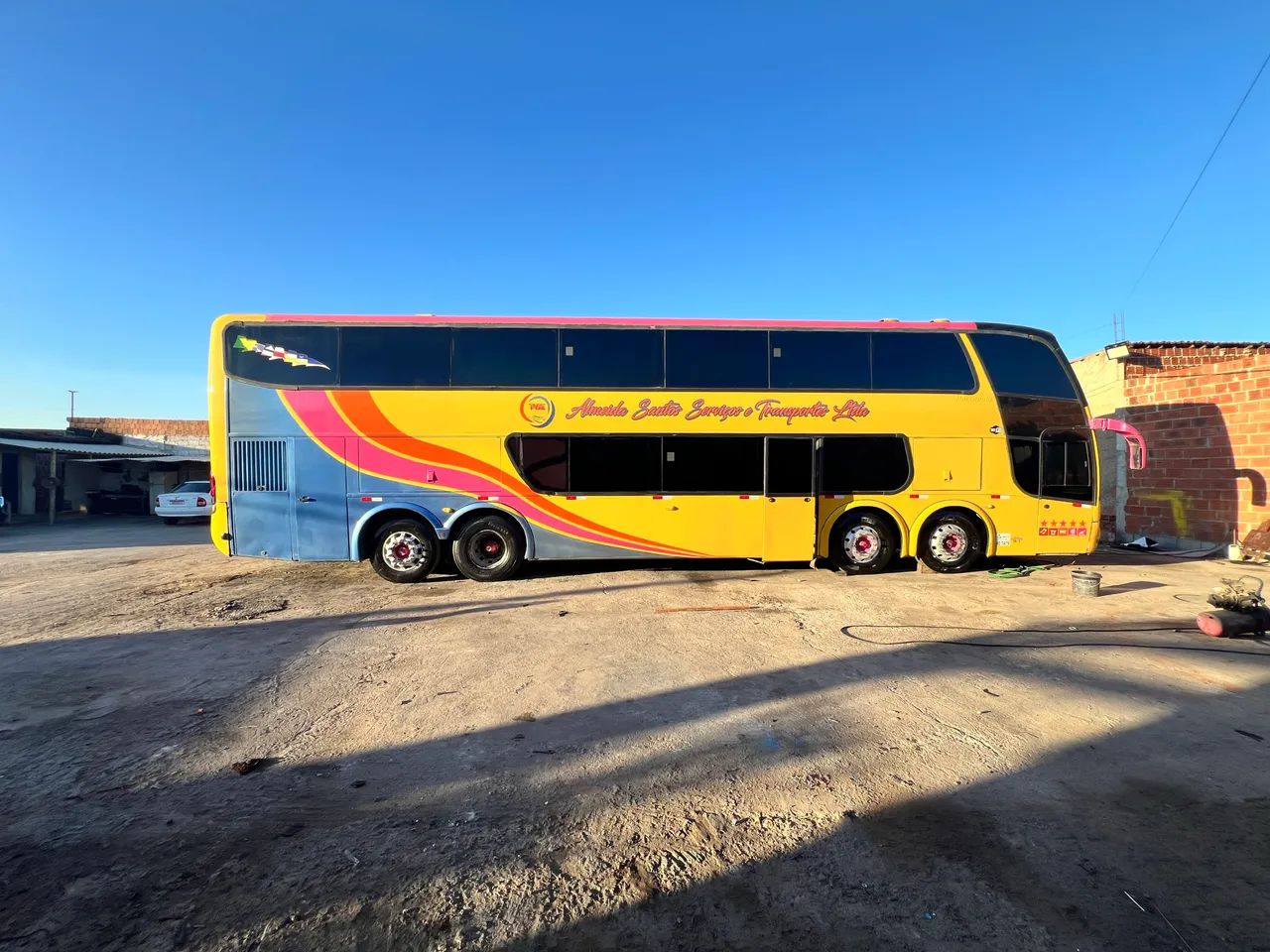 Ônibus DD Scania k420 4 Eixos - Foto 5