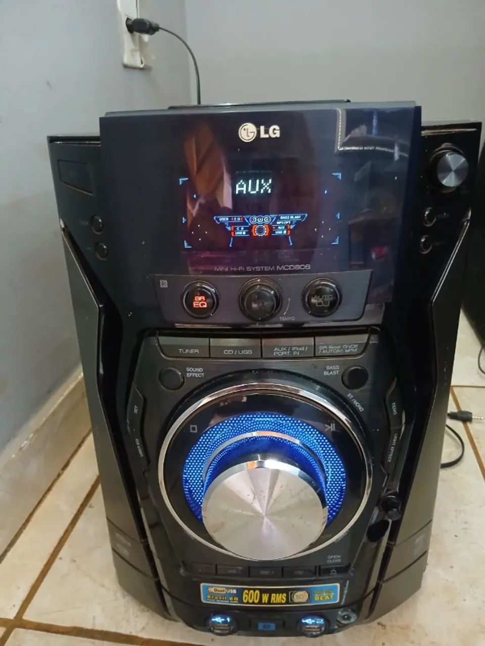 Mini System LG MCD506 600W RMS - Excelente Som e Grave Forte - Foto 2