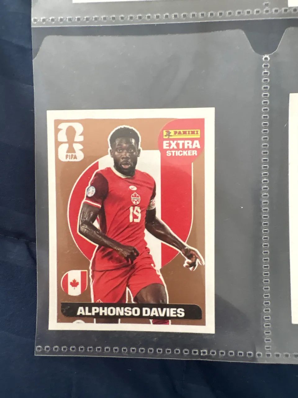 Alphonso davies bronze legend 2026 - Foto 2