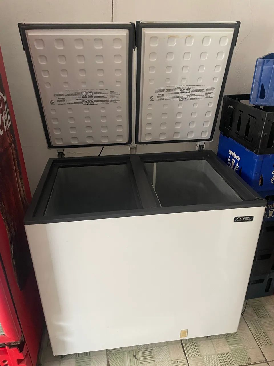 Vendo freezer esmaltec 