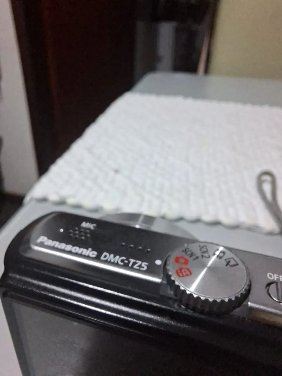 Câmera Digital Panasonic Lumix DMC TZ5 - Foto 2