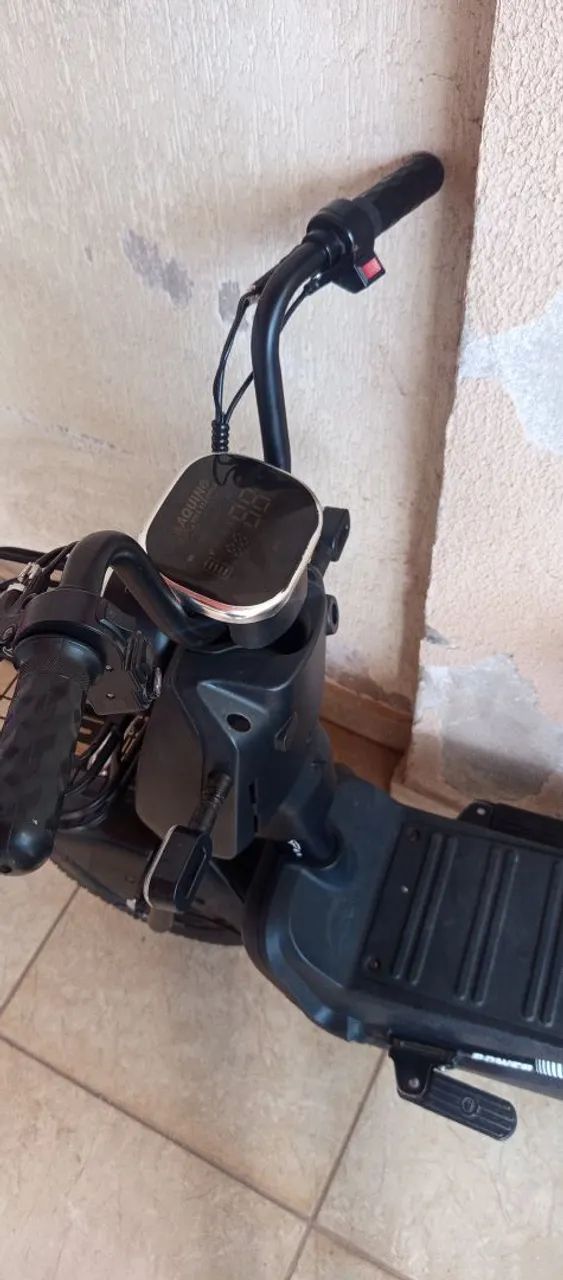 Scooter elétrica 