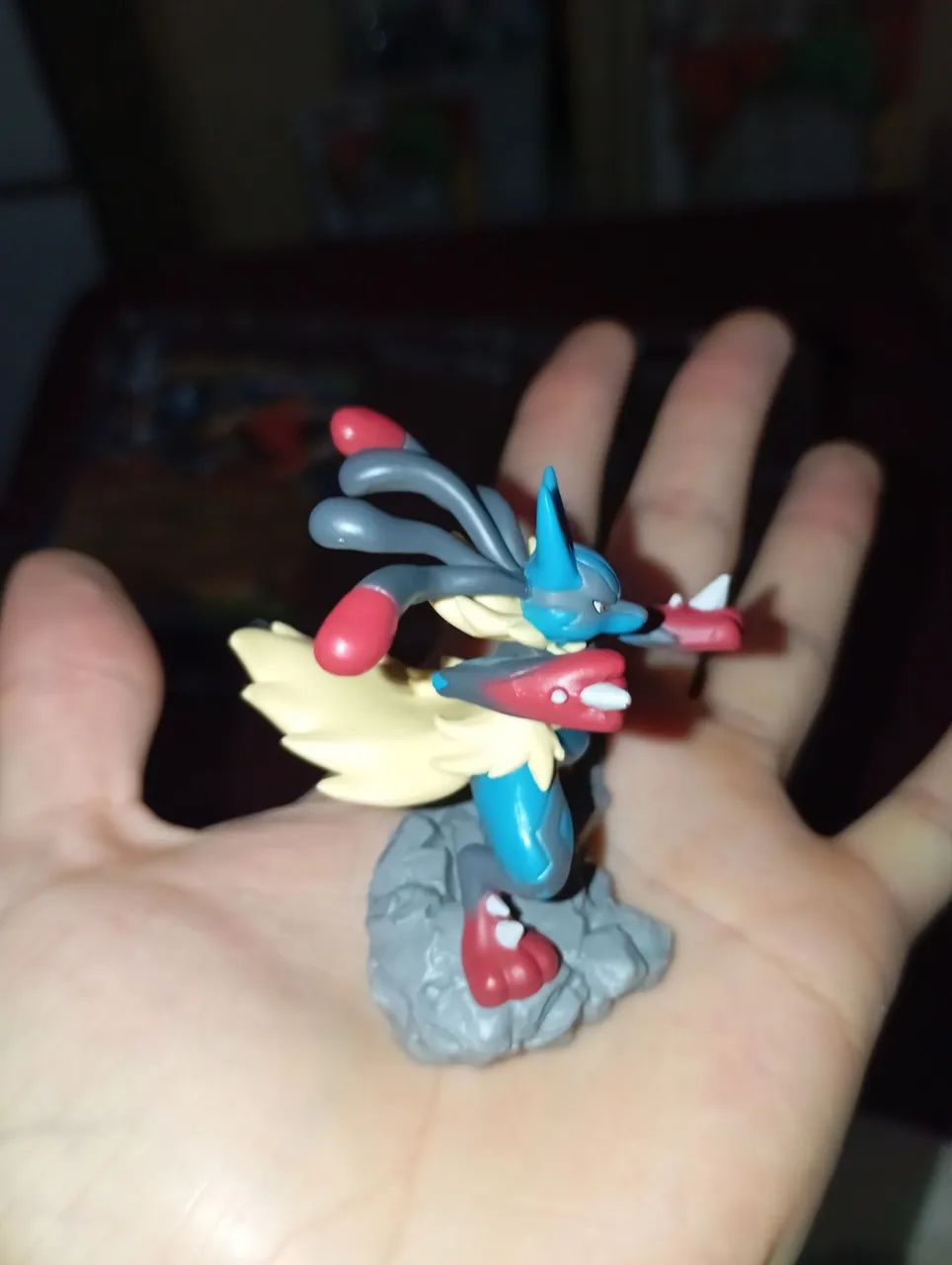 Action Figure Pokemon Mega Lucario EX Original Nova em Perfeito Estado - Foto 5