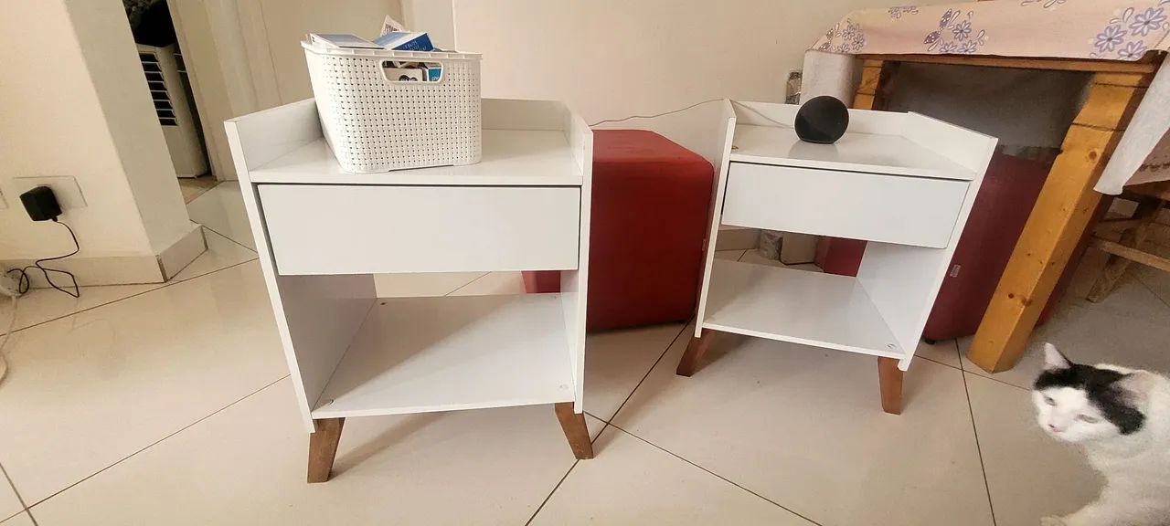 2 Mesa de cabeceira pés palito - Foto 2