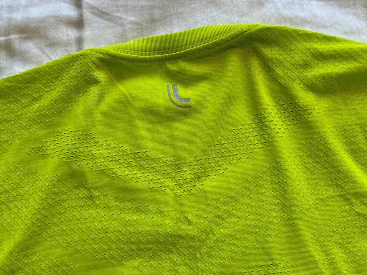 Camisa Verde Limão LUPO  - Foto 2