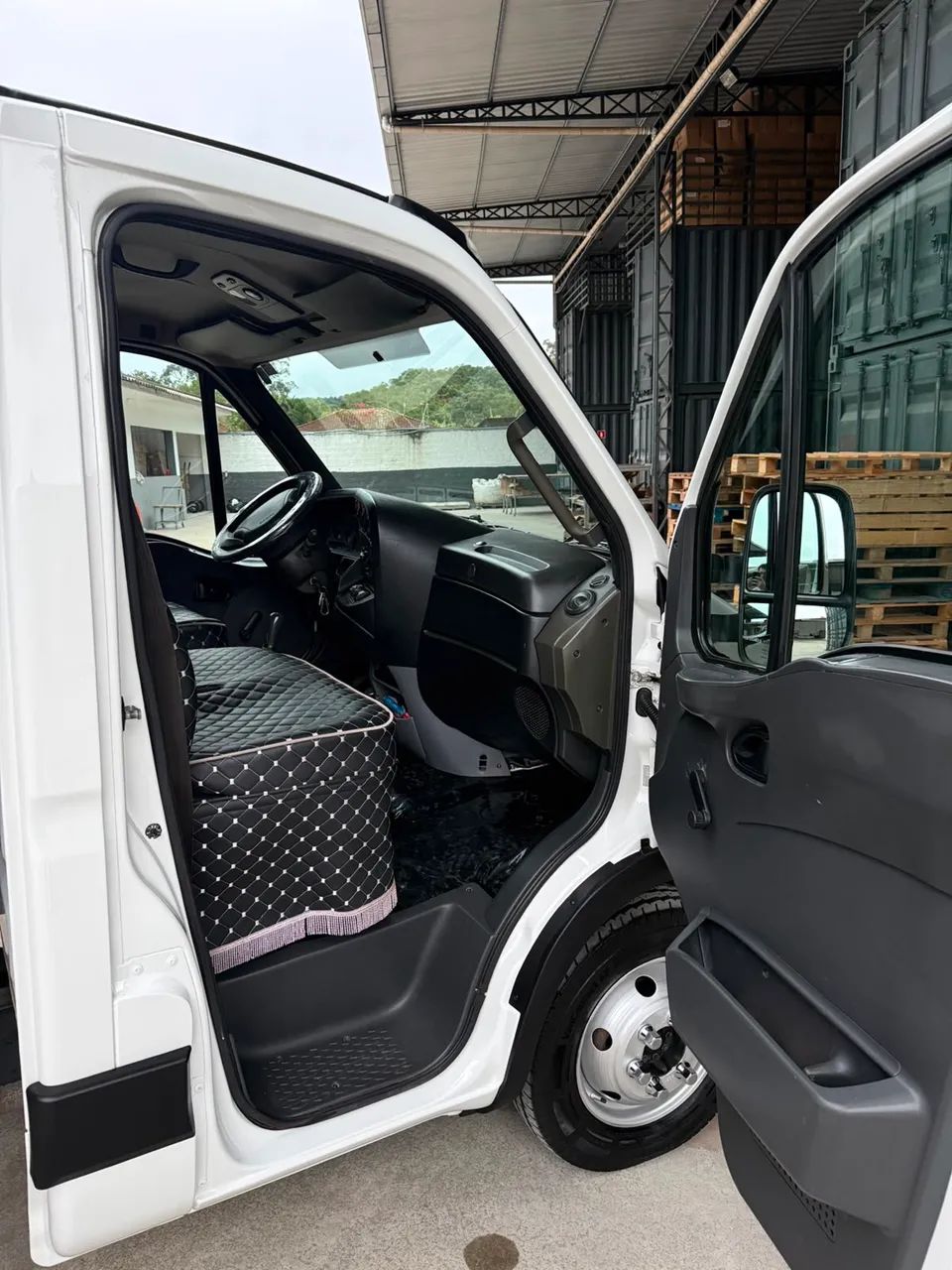 Iveco Daily 55C16 Bau impecável  - Foto 3