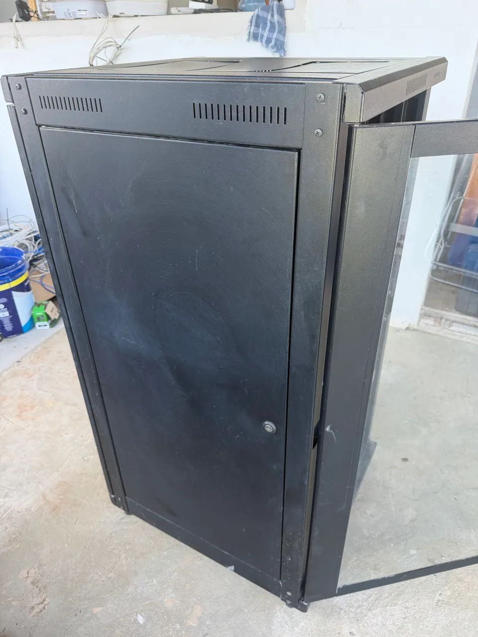 Rack Para Central de Monitoramento, CPU etc com Switch - Foto 5