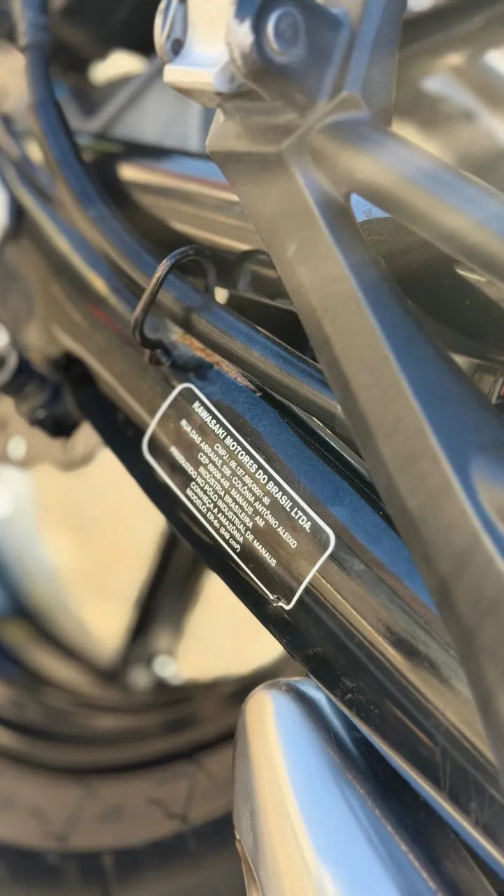 ER-6N 650cc - Foto 3