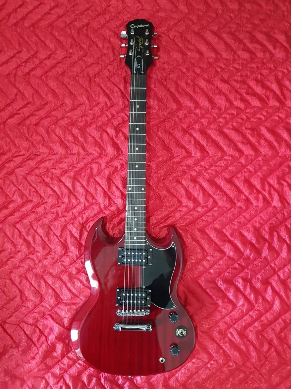 Guitarra Epiphone SG by Gibson 