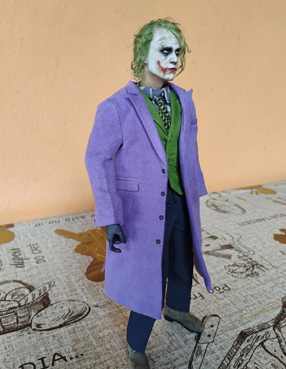 Action Figure Joker 30cm 1/6 (Custom) - Inspirado no Coringa de Heath Ledger - Foto 6