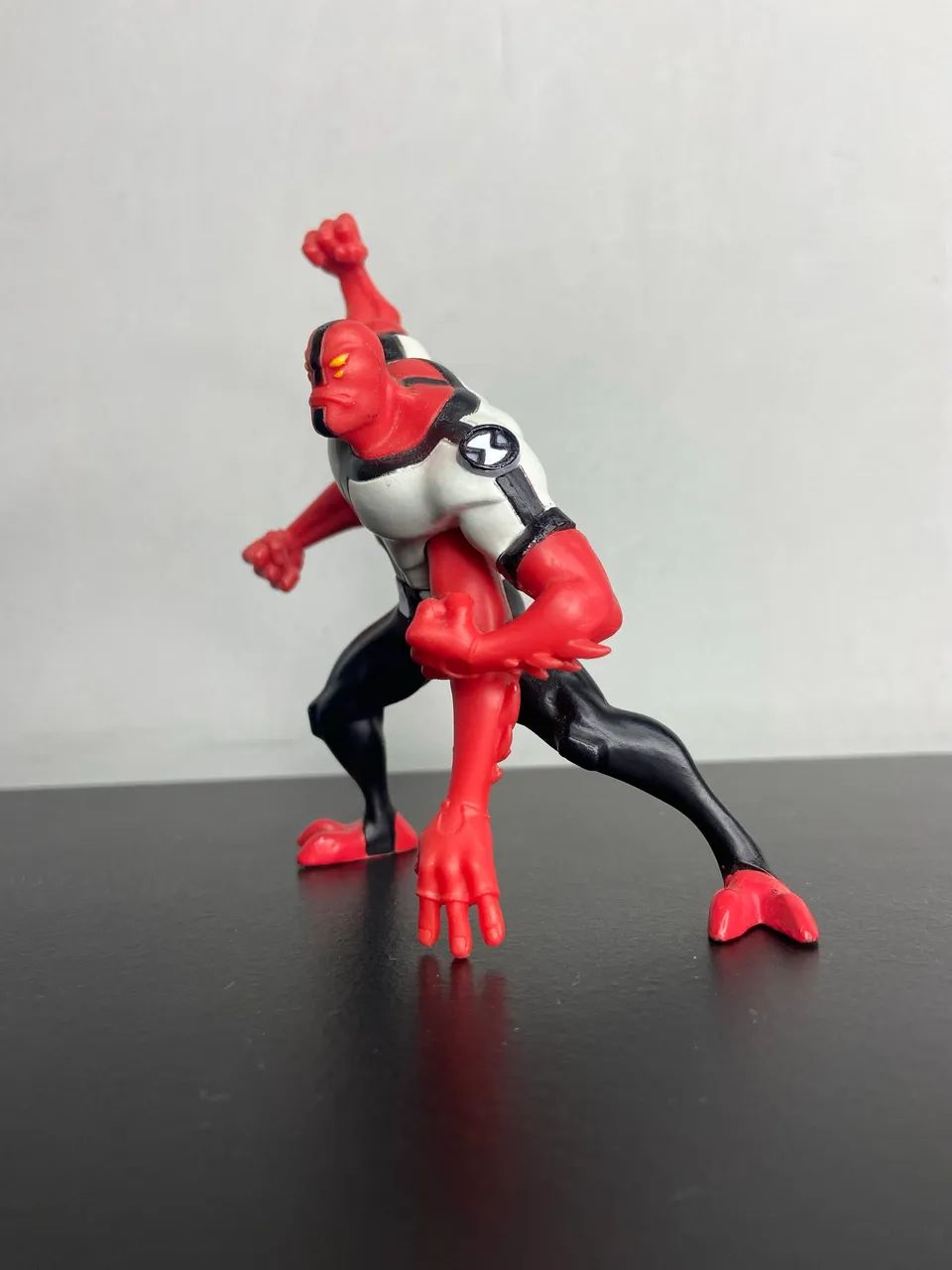 Boneco ben 10 Quatro Braços - Foto 2