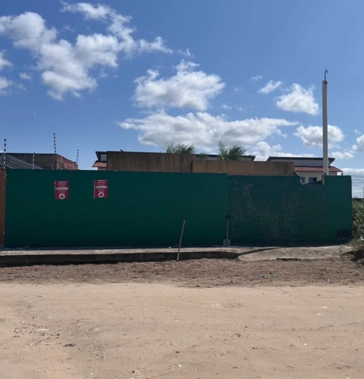 Vendo excelente casa próximo ao ct do América 