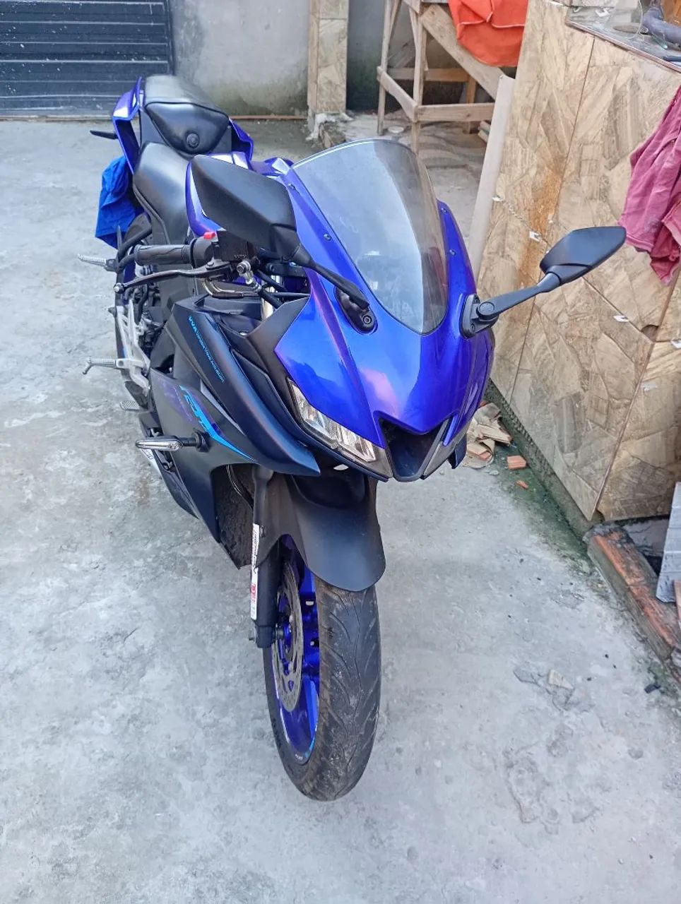 R15 2025