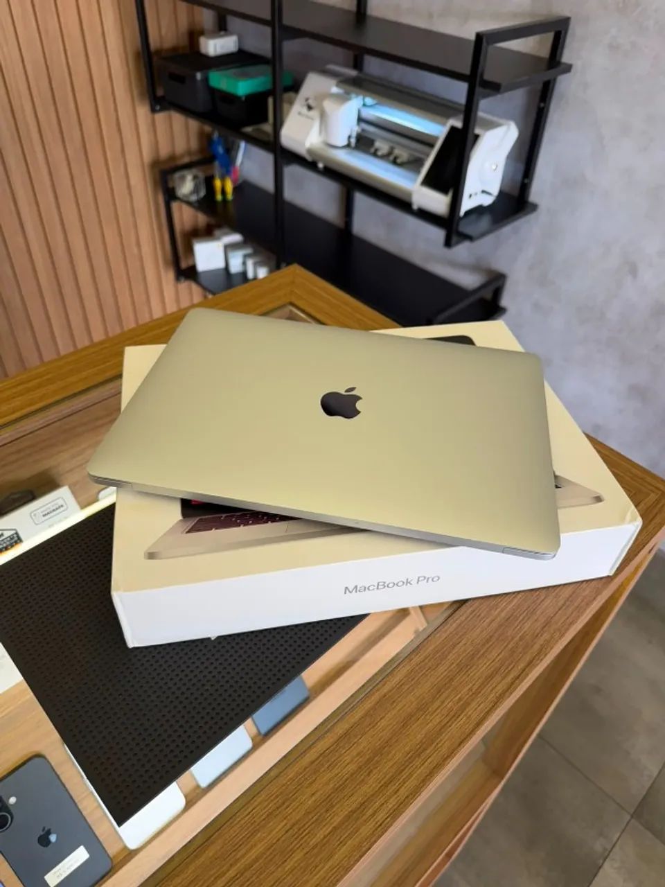 Macbook Pro M1 8/512gb + caixa (Anápolis) - Foto 2